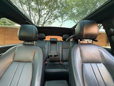 Used 2019 Land Rover Discovery Sport AWD/4WD image 39