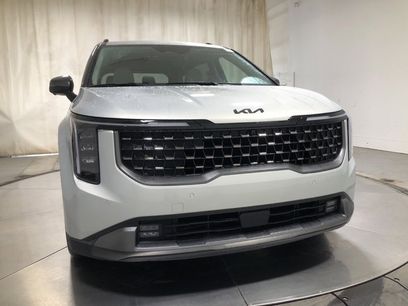 New 2026 Kia Carnival SX w/ SX Dark Edition Package