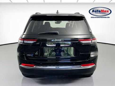 Used 2023 Jeep Grand Cherokee 4WD 4xe image 8