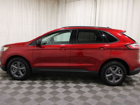 Used 2024 Ford Edge SEL w/ Sport Appearance Package AWD/4WD image 34