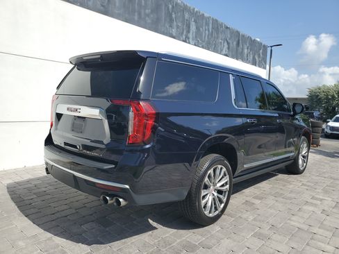 Used 2021 GMC Yukon XL Denali w/ Denali Premium Package RWD image 6