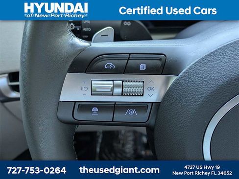 Used 2025 Hyundai Tucson Limited image 36