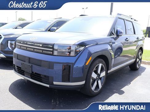 Used 2025 Hyundai Santa Fe Limited AWD/4WD image 12