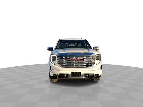 Used 2023 GMC Sierra 1500 Denali w/ Denali Reserve Package image 3