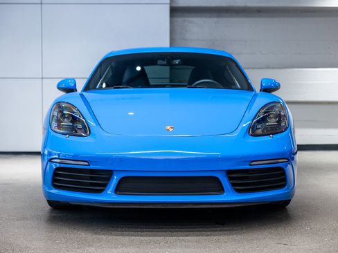 Certified 2024 Porsche 718 Cayman w/ Premium Package RWD image 7