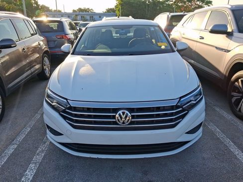 Used 2020 Volkswagen Jetta S w/ Driver Assistance Package FWD image 3