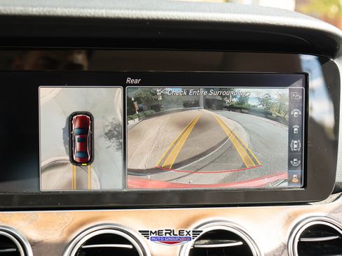 Used 2019 Mercedes-Benz E 300 4MATIC w/ Driver Assistance Package image 32