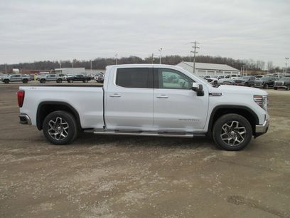 New 2026 GMC Sierra 1500 SLT w/ SLT Premium Plus Package