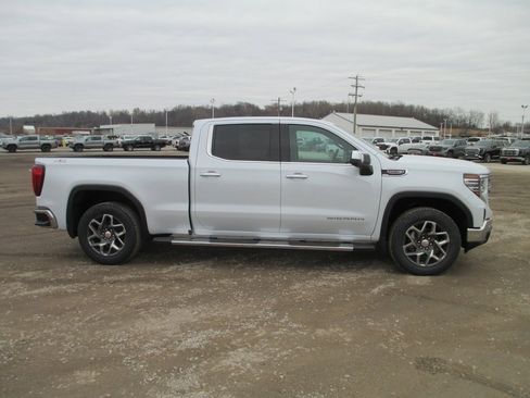 New 2026 GMC Sierra 1500 SLT w/ SLT Premium Plus Package image 3
