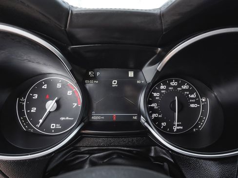 Used 2023 Alfa Romeo Stelvio Veloce image 20