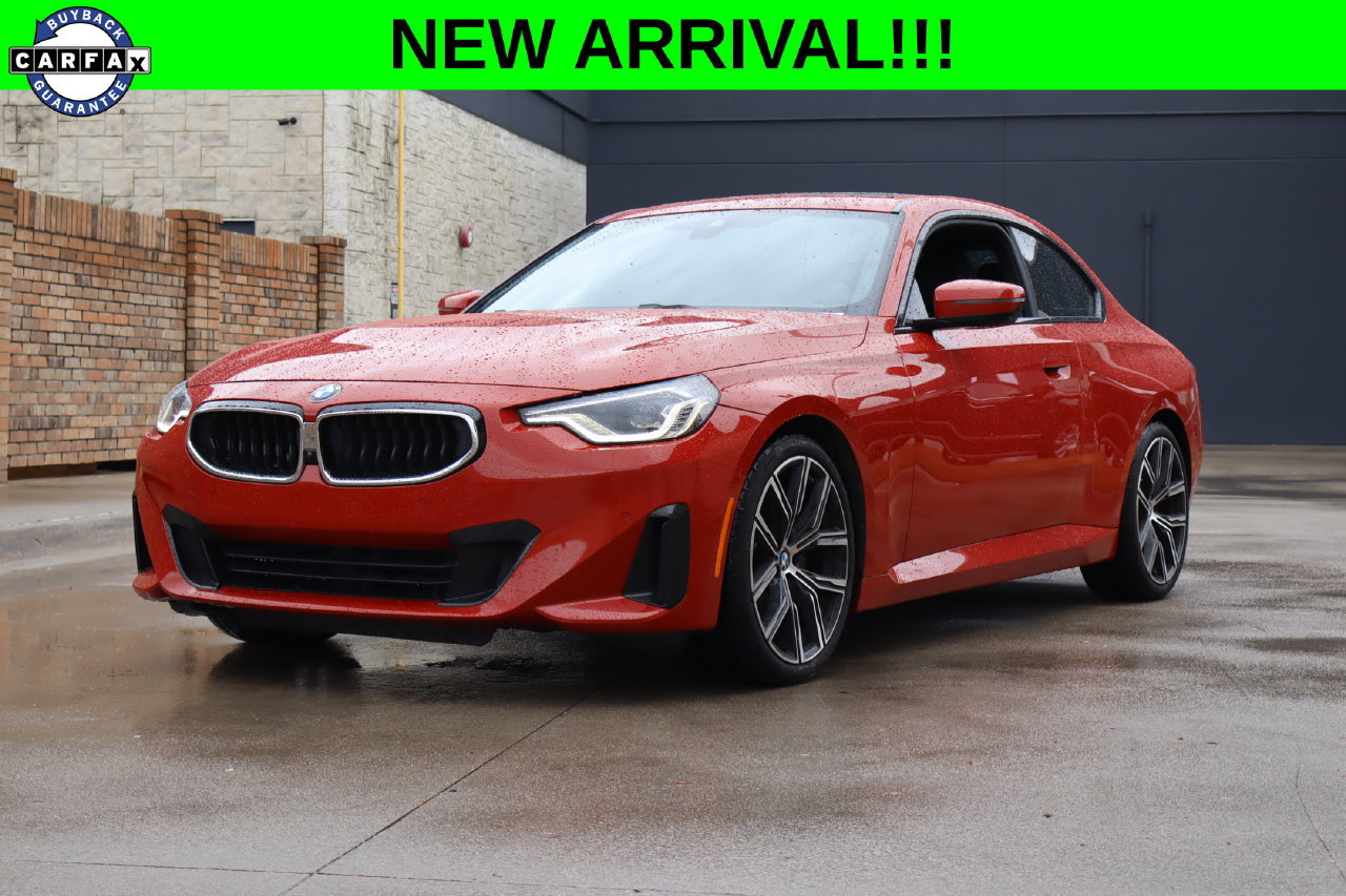 Used 2024 BMW 230i Coupe w/ Premium Package RWD image 1
