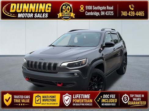 Used 2022 Jeep Cherokee Trailhawk w/ Trailer Tow Group AWD/4WD image 1