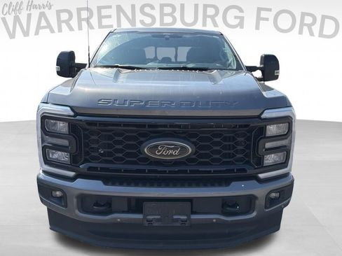 Used 2025 Ford F250 Lariat w/ Lariat Ultimate Package AWD/4WD image 2