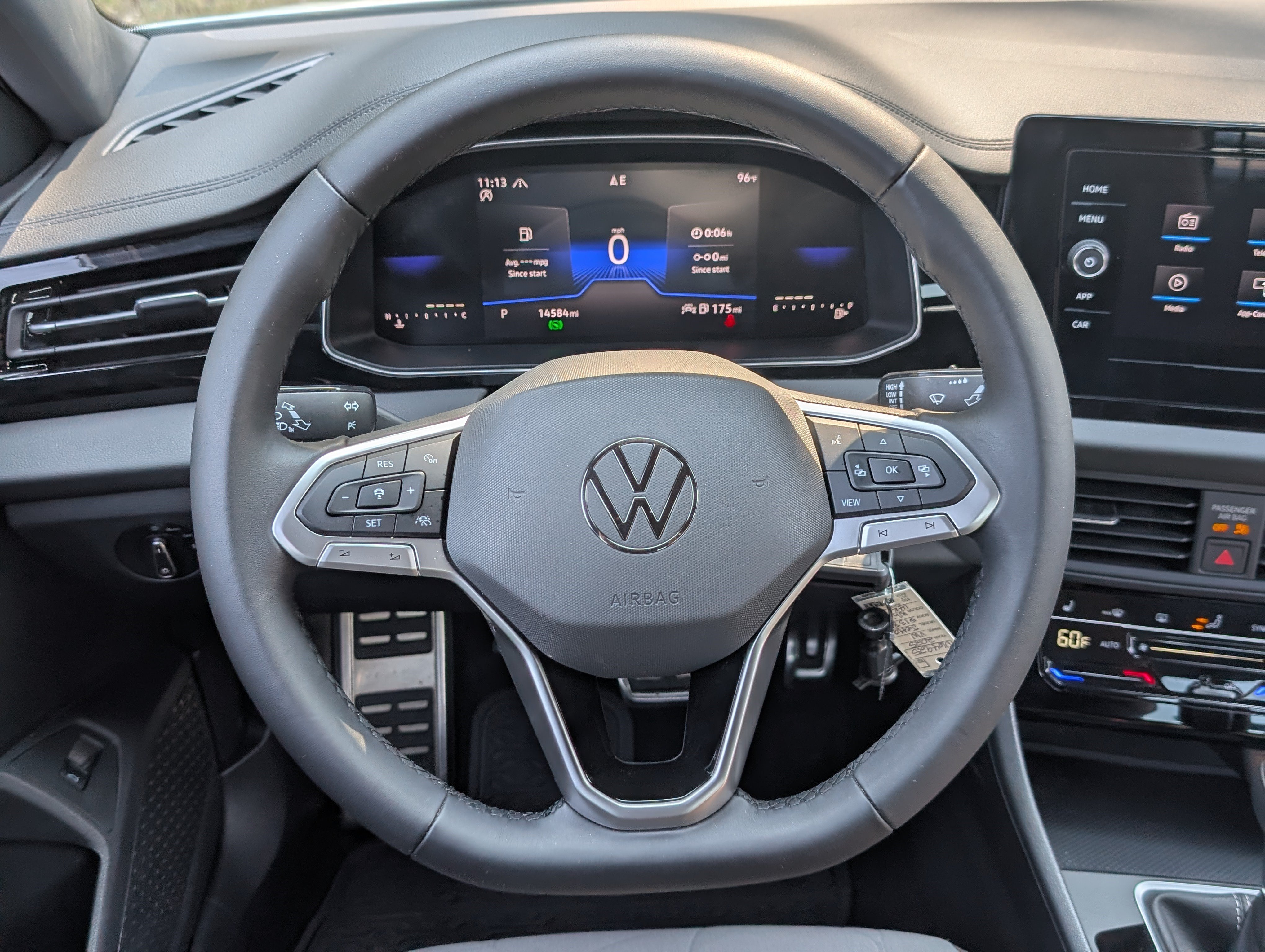 Used 2025 Volkswagen Jetta Sport FWD image 20