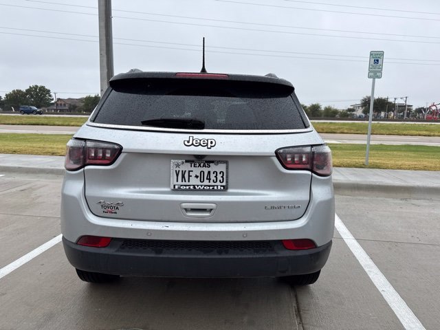 Used 2025 Jeep Compass Limited AWD/4WD image 6