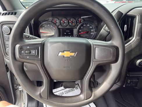 Used 2020 Chevrolet Silverado 1500 Custom w/ Custom Value Package AWD/4WD image 16