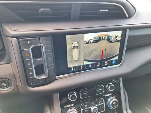 Used 2022 GMC Yukon Denali image 15