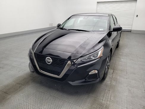 Used 2022 Nissan Altima 2.5 SR image 15