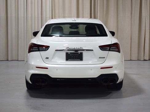 Certified 2022 Maserati Ghibli Modena Q4 image 10