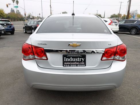 Used 2015 Chevrolet Cruze LT image 5