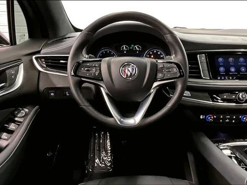Used 2023 Buick Enclave Essence w/ Experience Buick Package FWD image 6