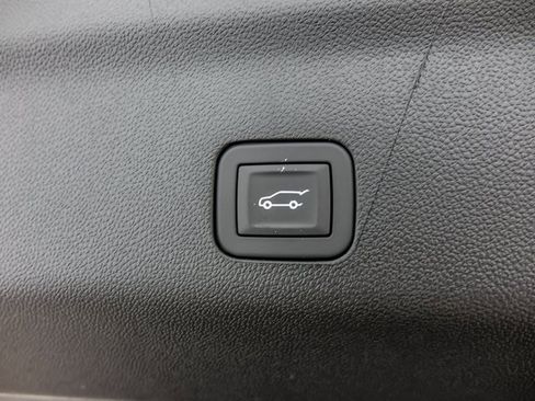 New 2026 Chevrolet Tahoe Premier image 10