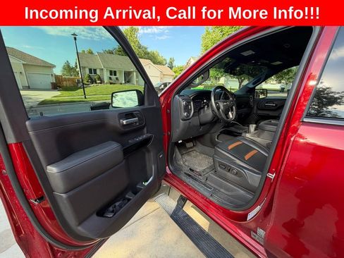 Used 2021 GMC Sierra 1500 AT4 w/ AT4 Premium Package AWD/4WD image 4