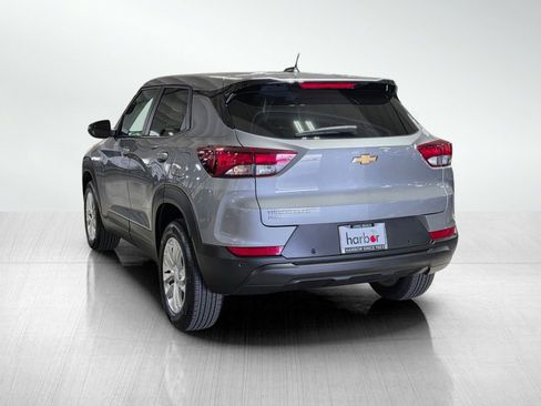 Used 2025 Chevrolet TrailBlazer LS w/ LS Convenience Package AWD/4WD image 5