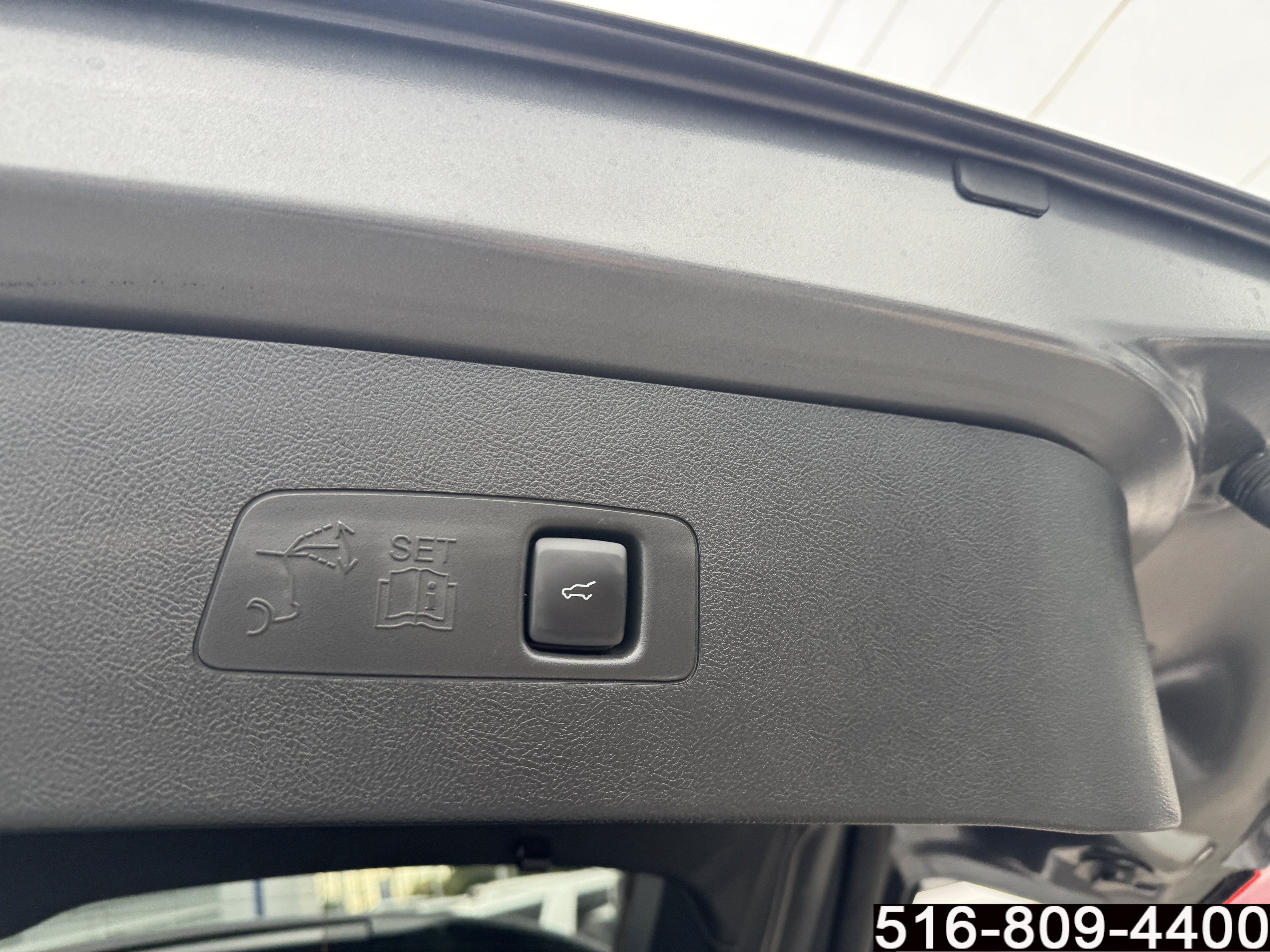 Used 2022 Lincoln Corsair AWD w/ Premium Package image 32