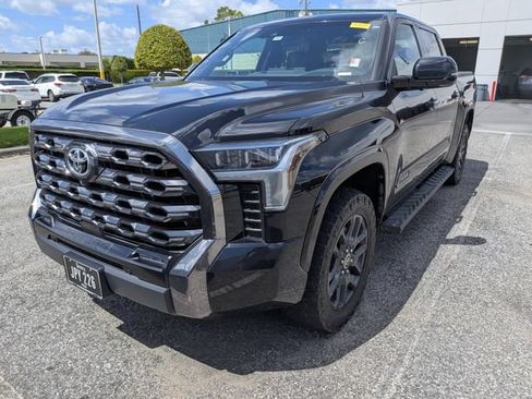 Used 2023 Toyota Tundra Platinum AWD/4WD image 2