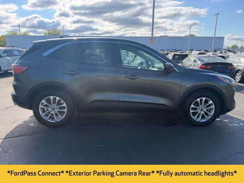 Used 2020 Ford Escape SE FWD image 6