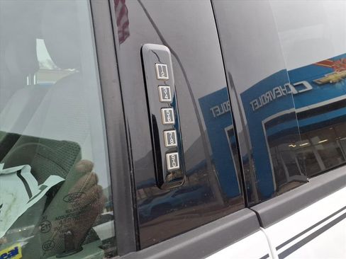 Used 2018 Ford F150 XLT w/ Equipment Group 302A Luxury image 17