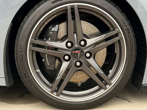 Used 2024 Chevrolet Corvette Stingray Premium Cpe w/ Z51 Performance Package RWD image 10