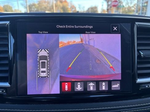 Used 2022 Chrysler Pacifica Limited image 20