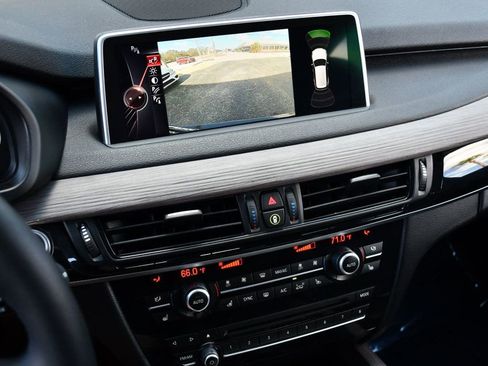 Used 2014 BMW X5 xDrive35d image 56