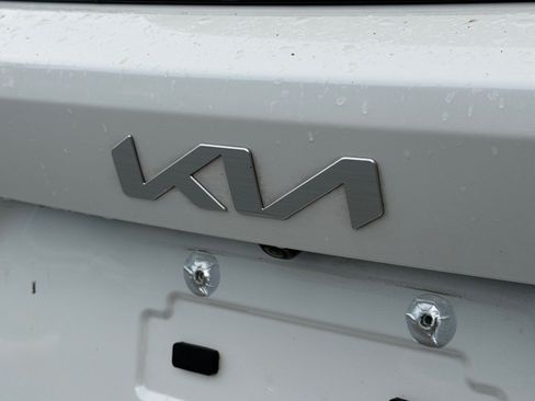 Certified 2023 Kia Sorento EX AWD/4WD image 15