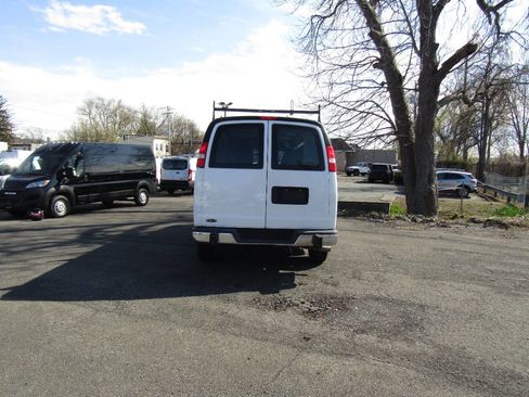 Used 2020 Chevrolet Express 2500 w/ Driver Convenience Package RWD image 5