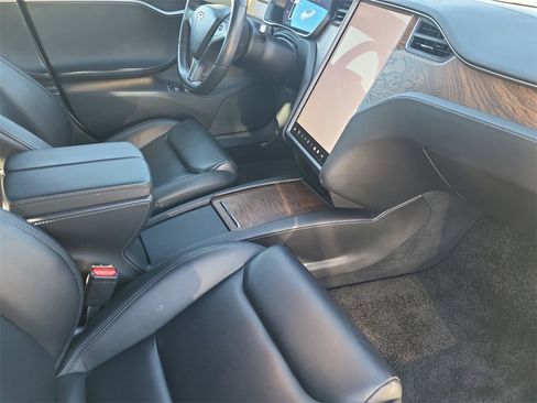 Used 2021 Tesla Model S Long Range image 18