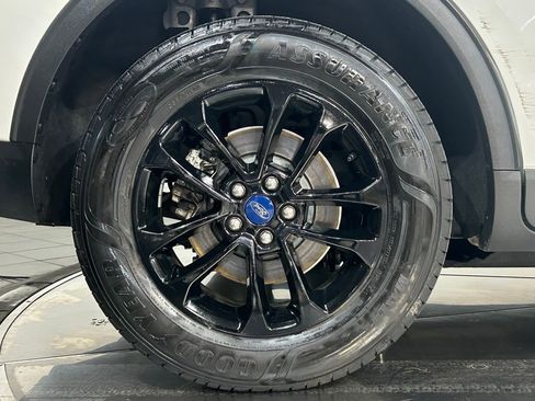 Used 2021 Ford Escape SE w/ Convenience Package FWD image 20