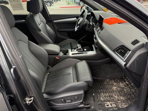 Used 2023 Audi Q5 2.0T Premium Plus w/ Premium Plus Package AWD/4WD image 6