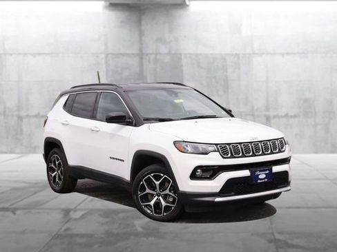 Used 2025 Jeep Compass Limited AWD/4WD image 6