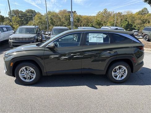 New 2026 Hyundai Tucson SE image 4