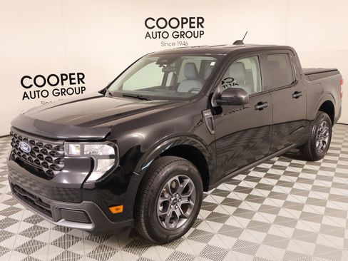 Used 2025 Ford Maverick XLT w/ Equipment Group 302A AWD/4WD image 9