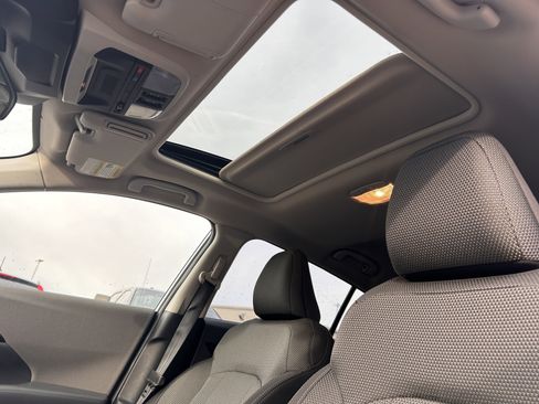 Used 2024 Subaru Crosstrek 2.0i Premium image 24