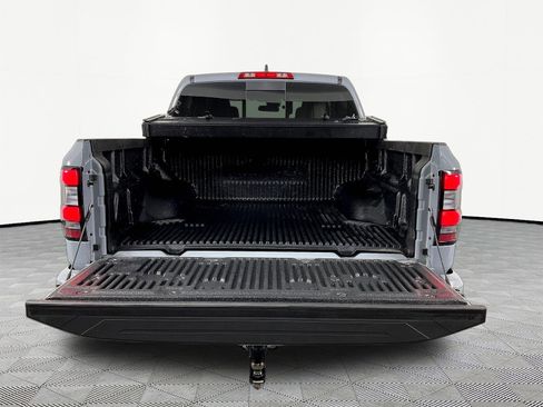 Used 2025 Nissan Frontier PRO-4X w/ Tow Package AWD/4WD image 7