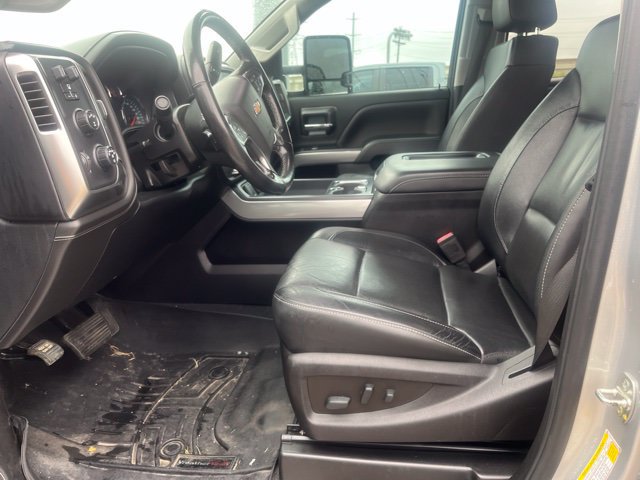 Used 2019 Chevrolet Silverado 2500 LTZ w/ Duramax Plus Package AWD/4WD image 8