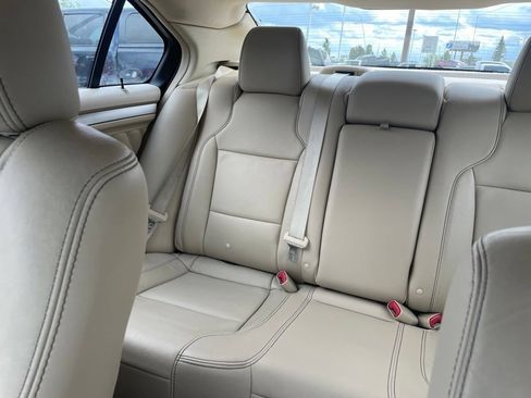 Used 2013 Ford Taurus SEL FWD image 20