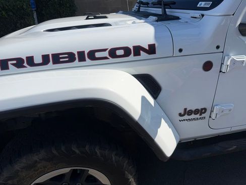 Used 2021 Jeep Wrangler Unlimited Rubicon AWD/4WD image 8