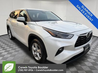 Used 2024 Toyota Highlander LE