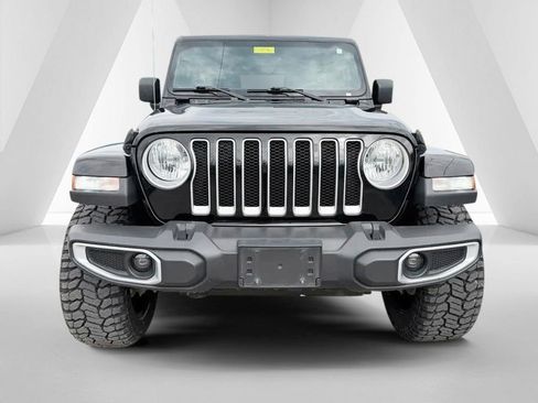 Used 2023 Jeep Wrangler Unlimited Sahara w/ Dual Top Group AWD/4WD image 2